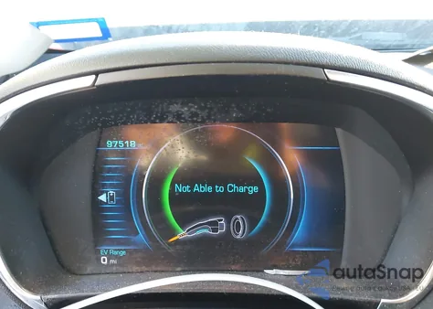 2018 Chevrolet Volt Premier z USA, uszkodzony, nr VIN 1G1RB6S54JU156879